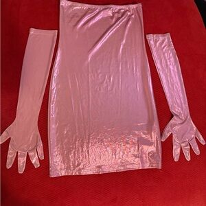 Pink fashion nova dress and gloves for going out !